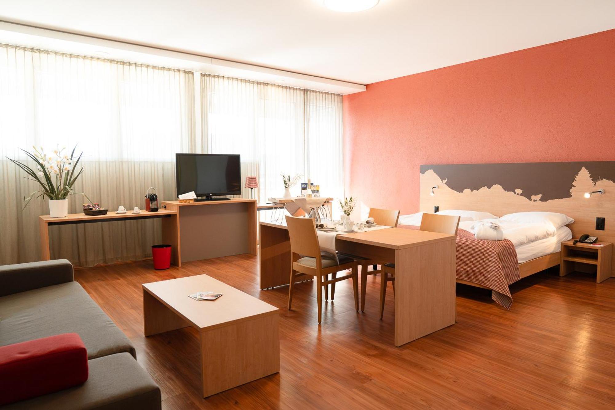 Swissever Hotel Zug Steinhausen Szoba fotó